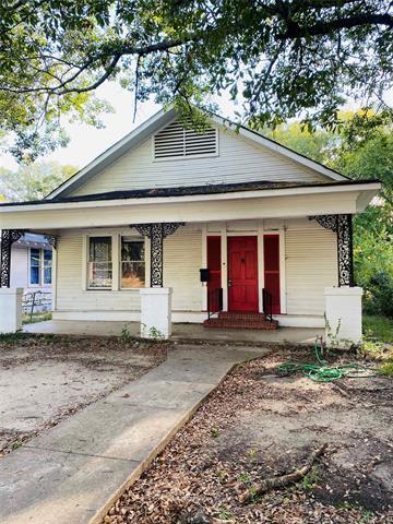 2813 Highland, 20599820, Shreveport, Single Family Residence,  for sale, Qianna Hauptman-Beaudoin, Keller Williams Realty Northwest Louisiana