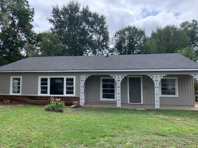 221 Jordan, 20726911, Shreveport, Duplex,  for sale, Qianna Hauptman-Beaudoin, Keller Williams Realty Northwest Louisiana